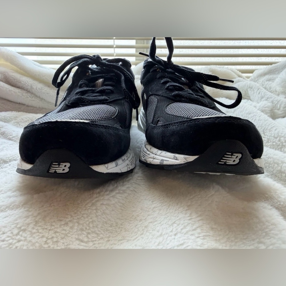 RunDisney New Balance 2015 Steamboat Willie Mickey Sneaker Men Size 13 Like New - Picture 5 of 12